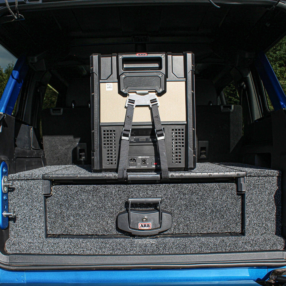 ARB Roller Drawer Fitting and Installation Kit