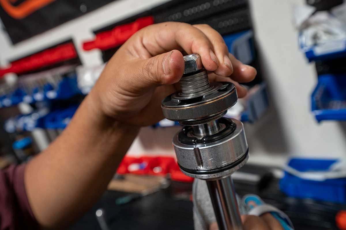Icon Shock Service