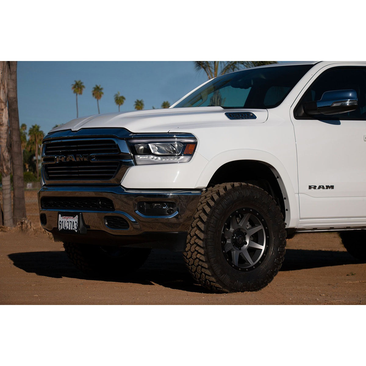 ICON 211015 Ram 1500 2-3" Lift Front 2.5 VS Remote Reservoir Coilover Kit