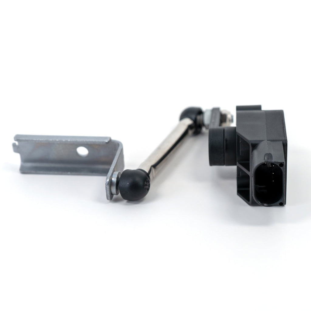 Arnott RH-5322 Rear Ride Height Sensor Dodge Durango (WD), Jeep Grand Cherokee (WK2)