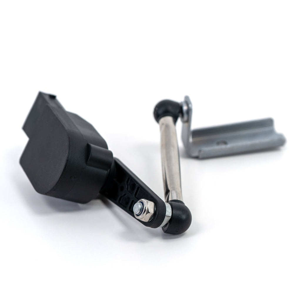 Arnott RH-5322 Rear Ride Height Sensor Dodge Durango (WD), Jeep Grand Cherokee (WK2)