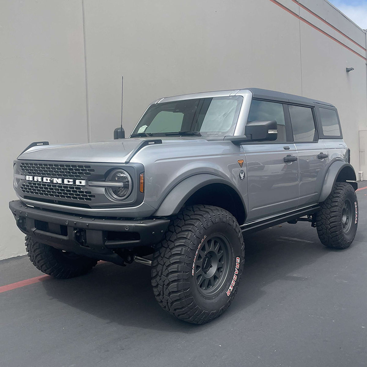 Camburg Ford Bronco '21-23 1.25" Performance Uniball Upper Arms (w/ covers)