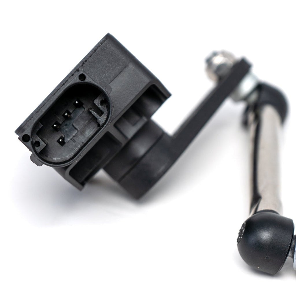 Arnott RH-5322 Rear Ride Height Sensor Dodge Durango (WD), Jeep Grand Cherokee (WK2)