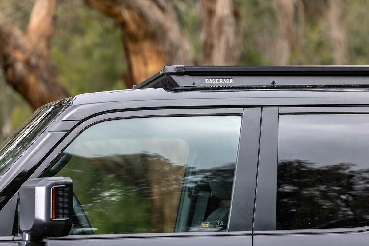 ARB BASE Rack Mount Kit and Deflector