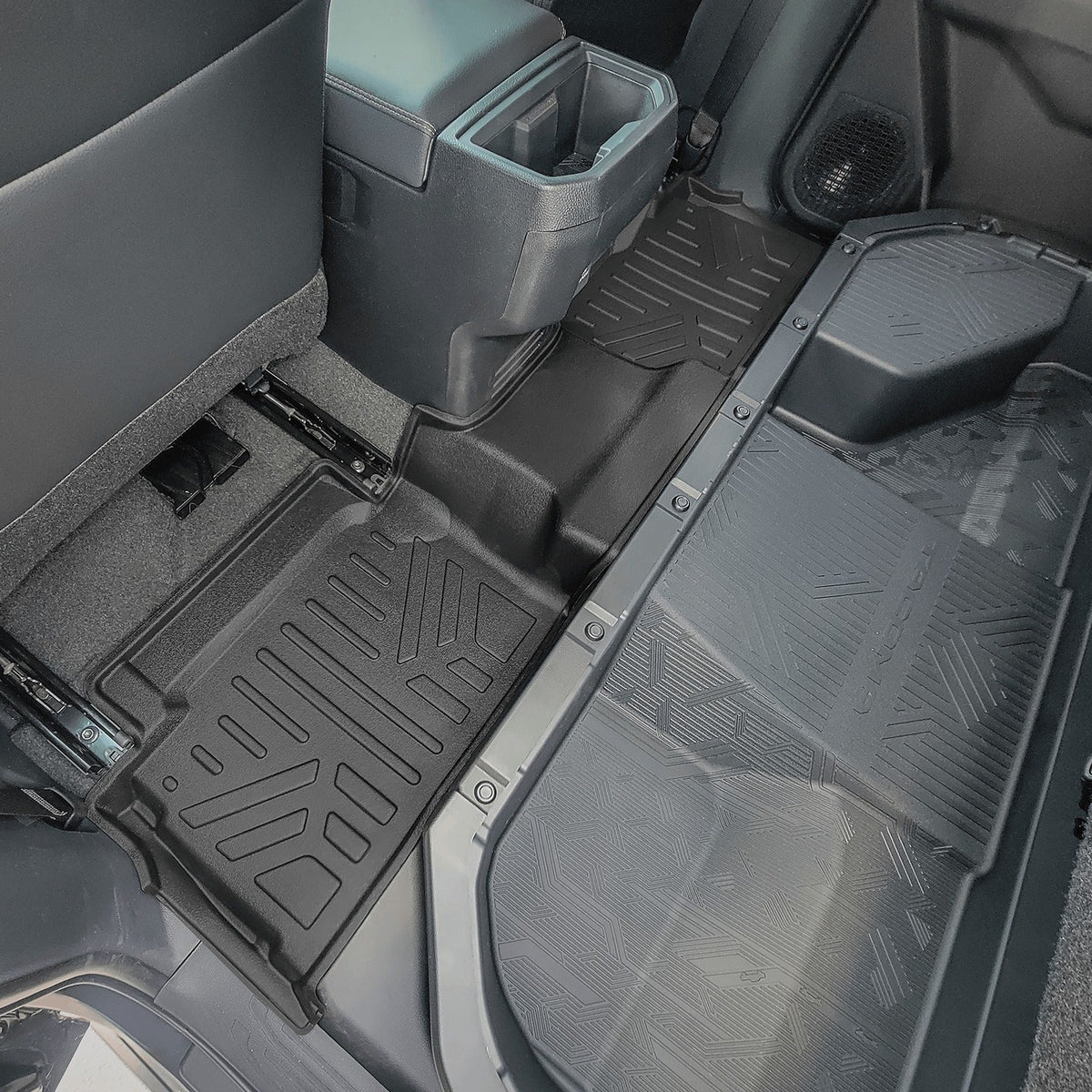 SMARTLINER All Weather Custom Fit Floor Liner fits 2024+ Toyota Tacoma Double Cab (Manual Transmission)