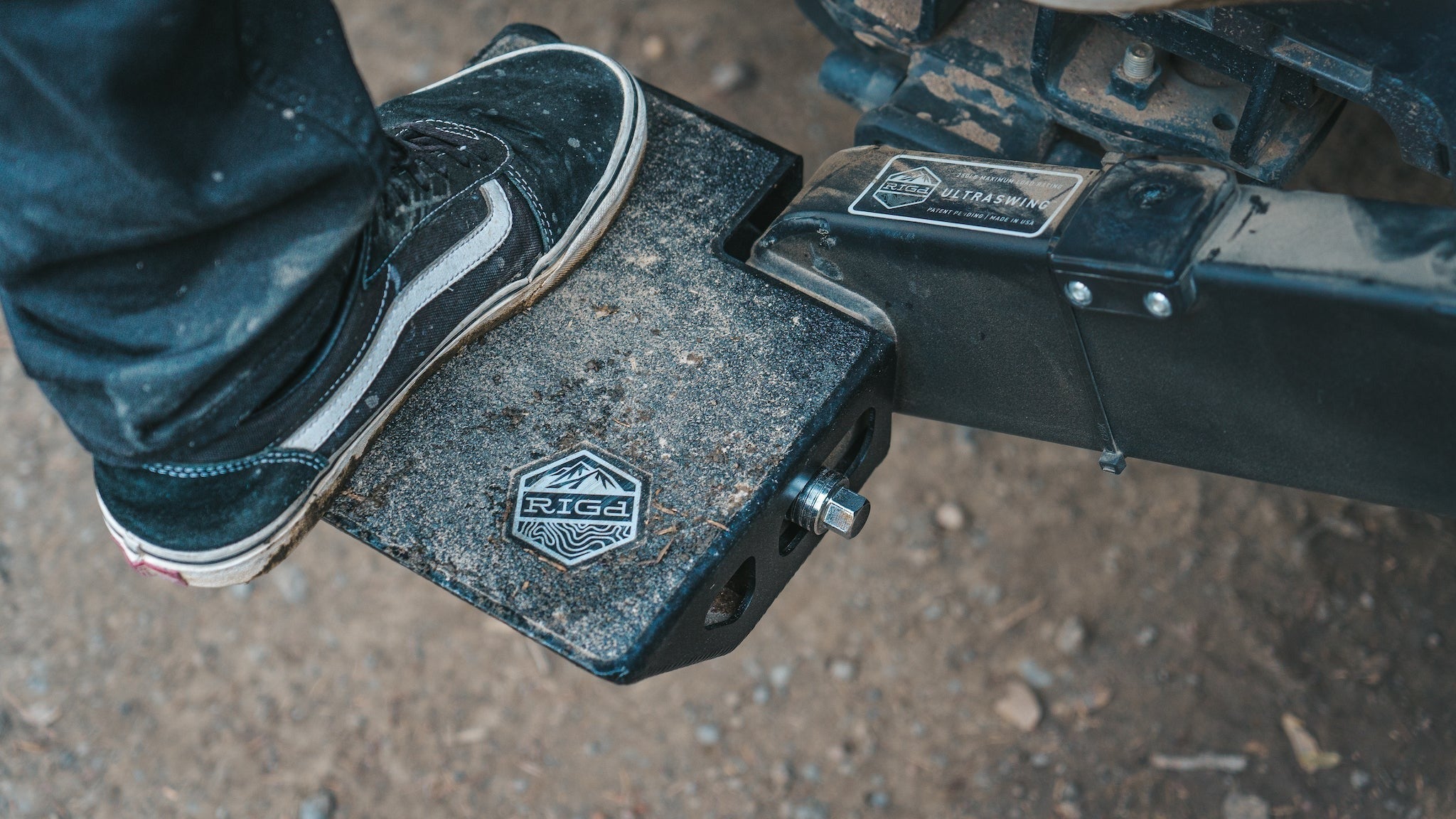 SKEPTM Skid Plate Hitch Step | RIGd Supply