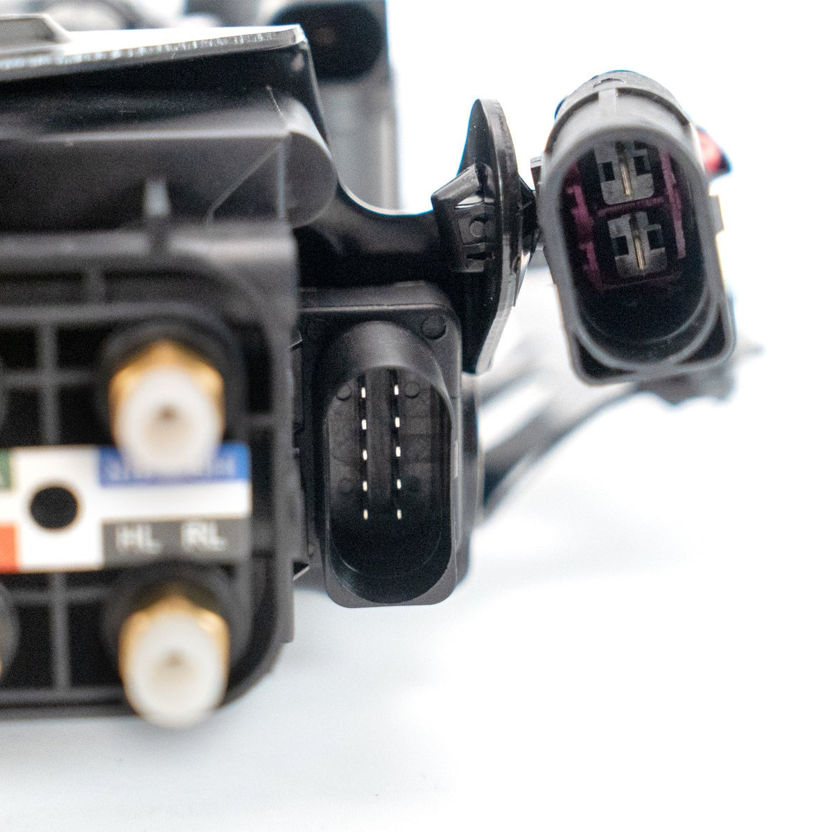 Arnott P-3301 Compressor Audi A8 Quattro, S8 Quattro (D4 Chassis)